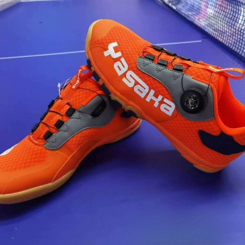 أحذية تنس الطاولة 2026 للرجال  - مراجعة Table Tennis Vs Badminton وسعره